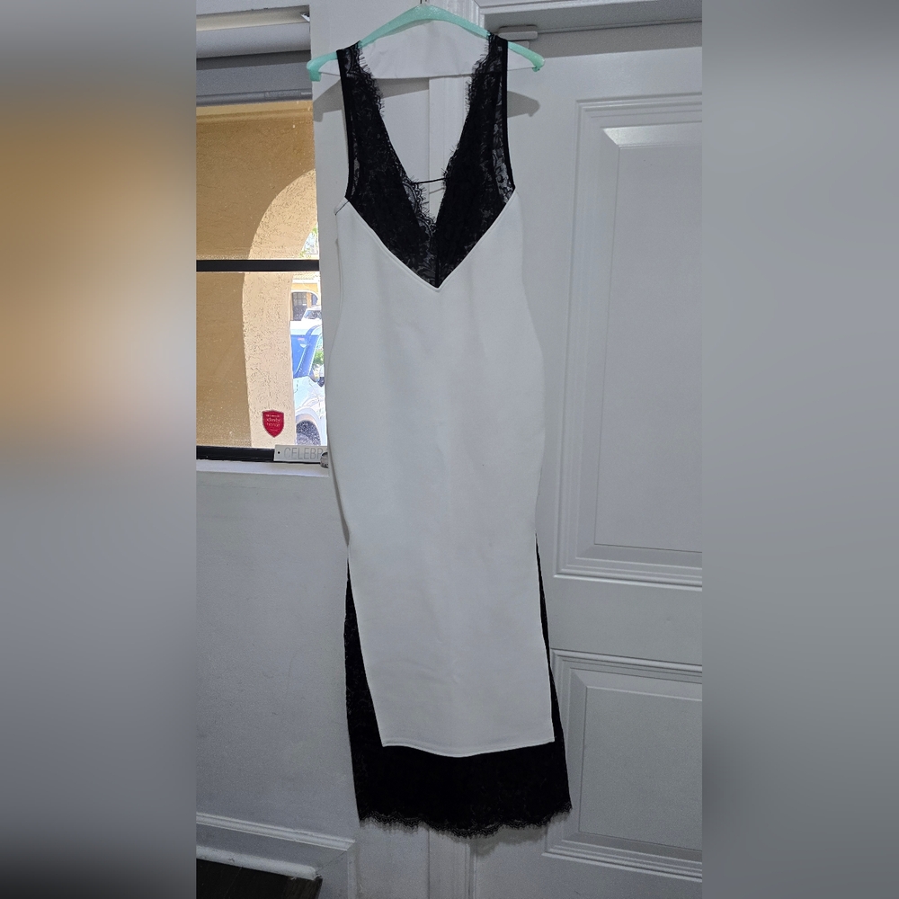 Gunnhild Lace Deep V Maxi Dress by Bella Barnett - Picture 6 of 9